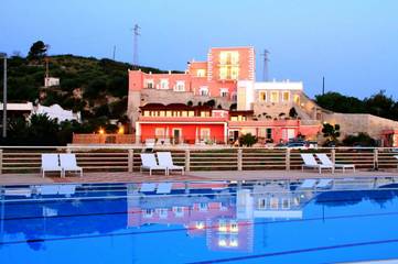Hotel für 2 Personen, mit Ausblick und Garten sowie Kinderpool und Pool, mit Haustier am Gargano