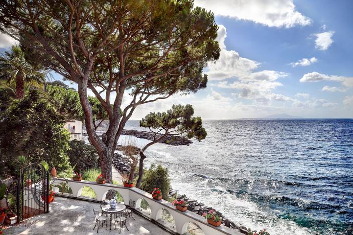 Casa vacanza per 2 persone, con terrazza in Massa Lubrense