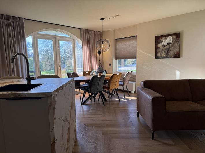 Bungalow für 4 Personen, mit Terrasse und Balkon/Terrasse in Nordholland - 2