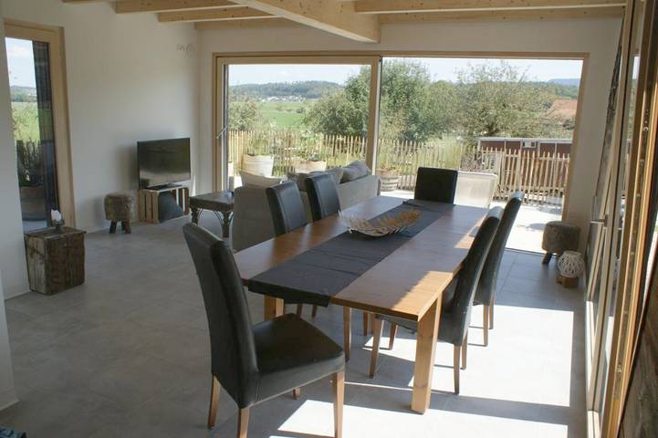 Location de vacances pour 6 personnes, avec vue et terrasse, adapté aux familles dans Canton du Jura - 4