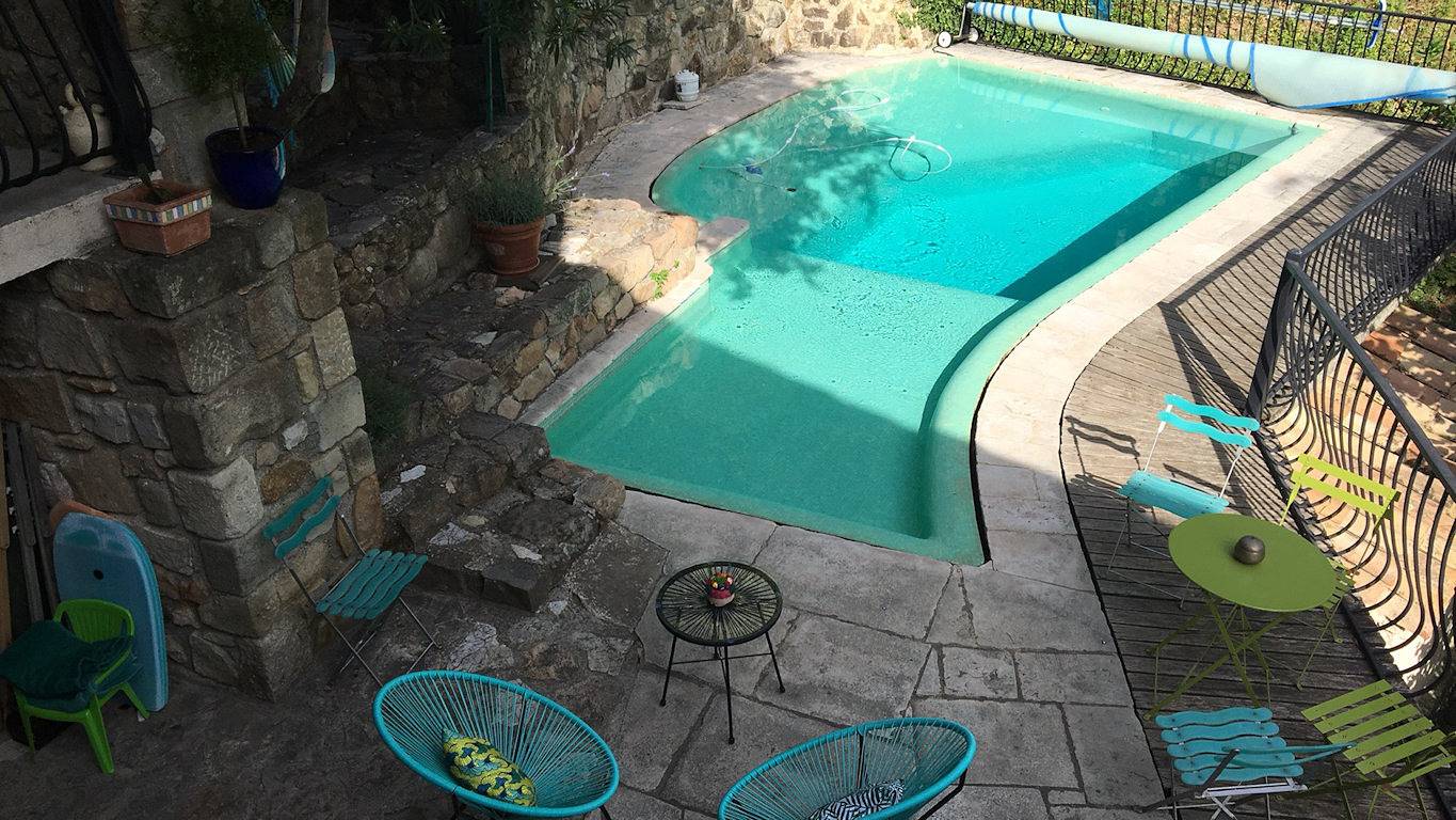 Grande maison Ardèchoise avec piscine chauffée in Vals-les-Bains, Parc naturel régional des Monts d'Ardèche