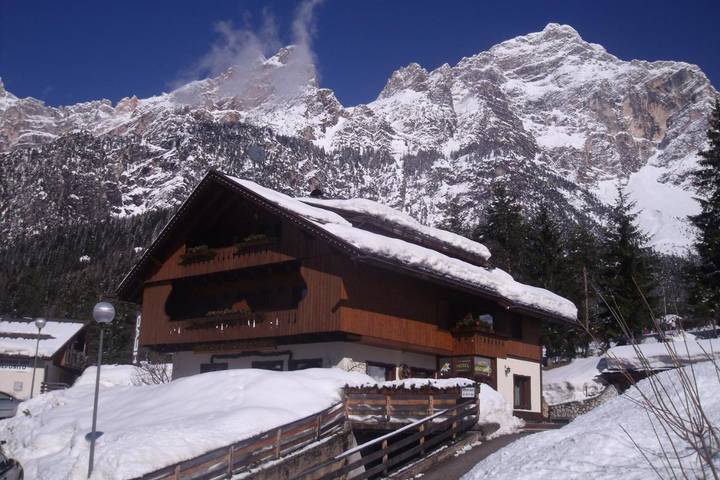 Hôtel pour 2 personnes, avec jardin ainsi que vue et terrasse à San Vito di Cadore - 3