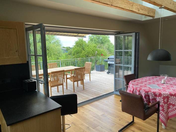 Ferienwohnung für 6 Personen, mit Terrasse und Garten sowie Sauna in Warnkenhagen