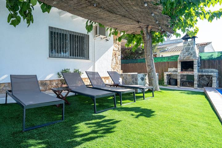 Villa "Traditional" mit Privatem Pool und WLAN in Creixell, Costa Dorada