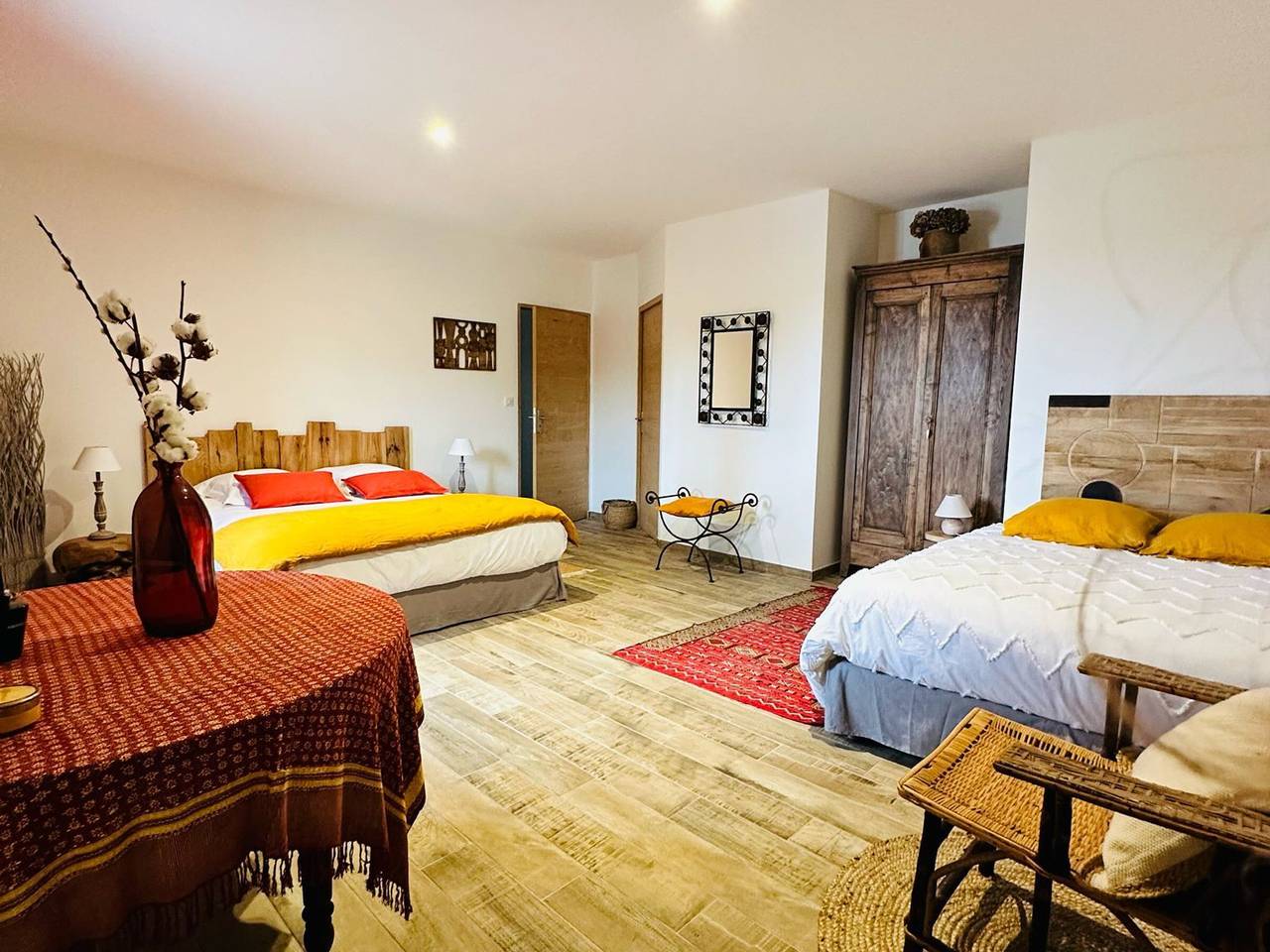 Chambre 4 pers avec piscine chauffée & Wifi in Faverolles, Vallée de la Loire