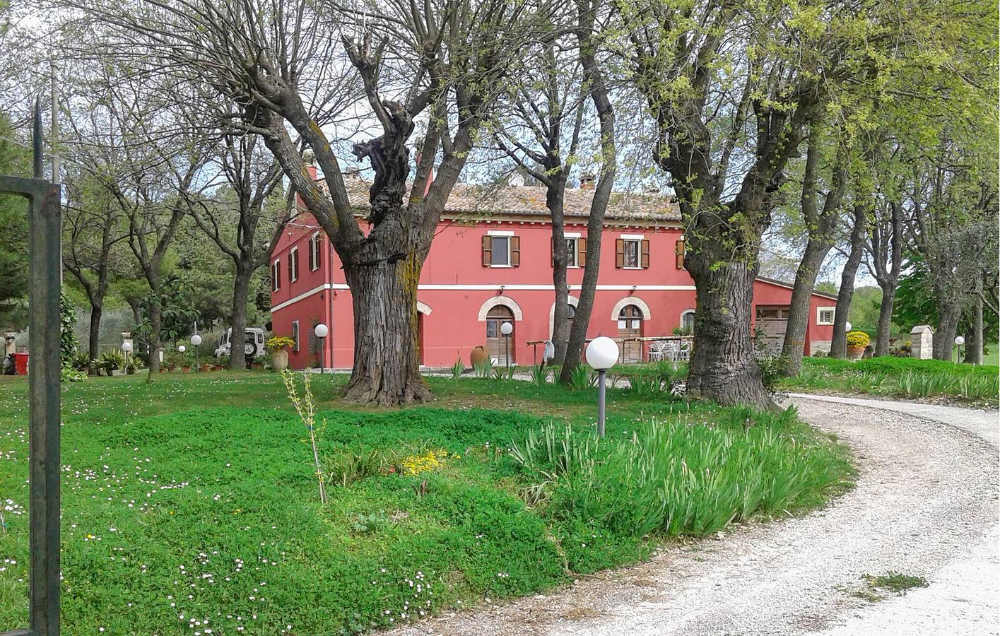 Ferienhaus für 9 Personen mit Garten in Serrungarina, Colli al Metauro