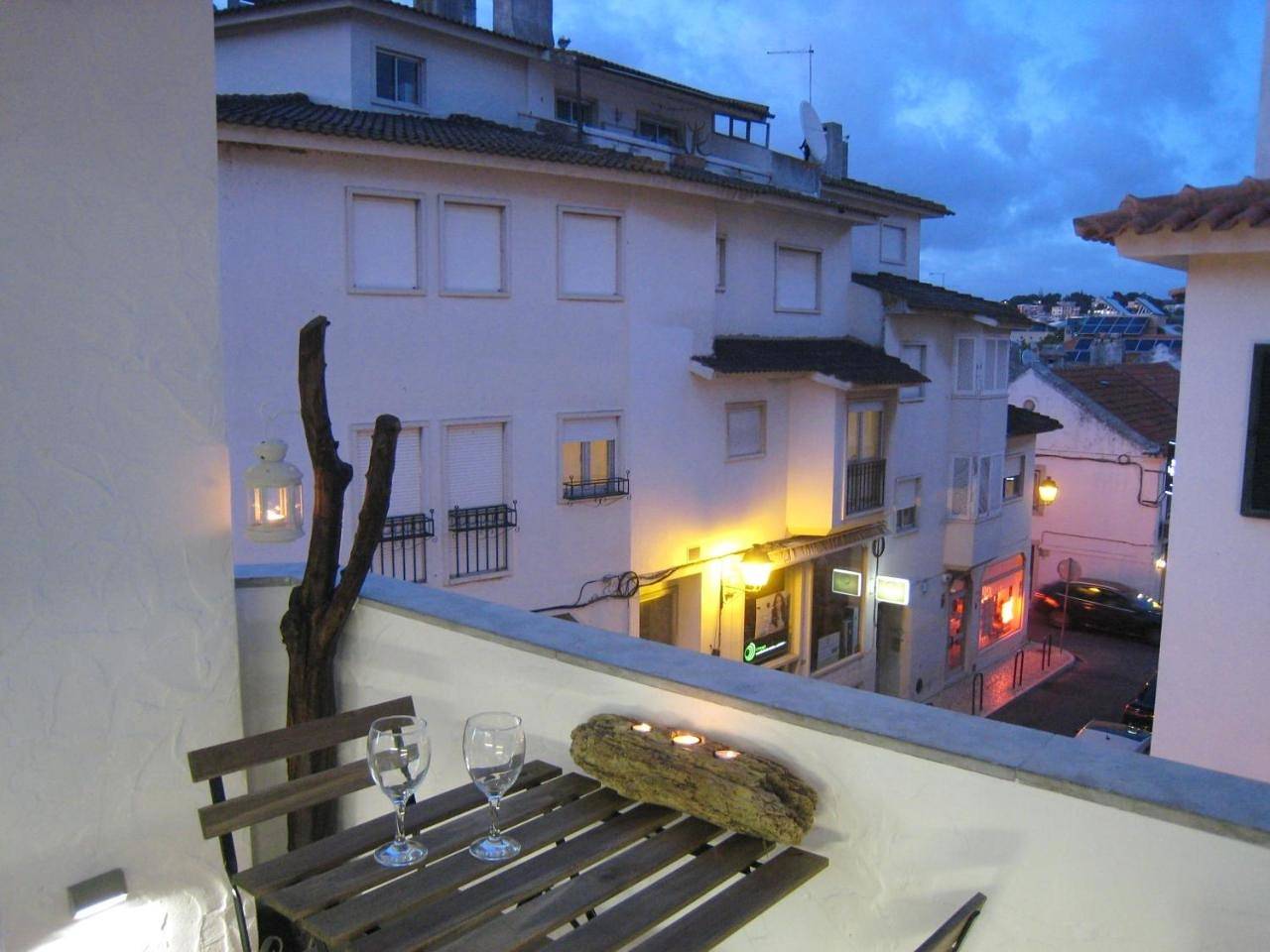 Apartamento inteiro, Apartment with Balcony in Cascais e Estoril, Costa de Lisboa