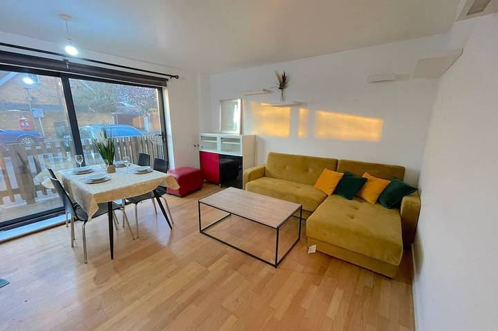 Holiday home for 4 people in Hounslow