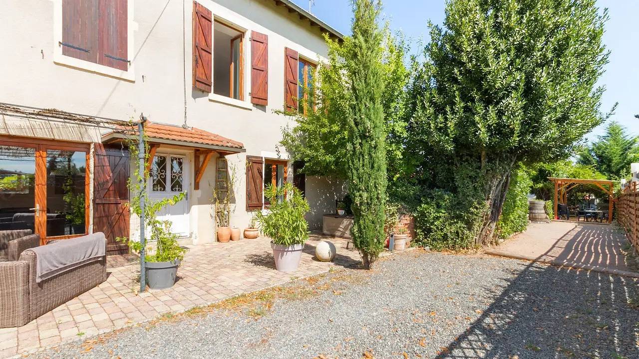 Ferienhaus für 10 Personen (180 m²) in Renaison in Renaison, Région de Roanne
