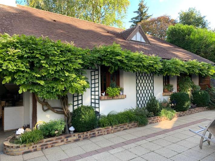 Location de vacances pour 2 personnes, avec jardin à Croissy-Beaubourg