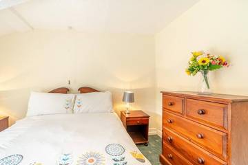 Cottage for 7 People in Little Haven, Pembrokeshire, Photo 2