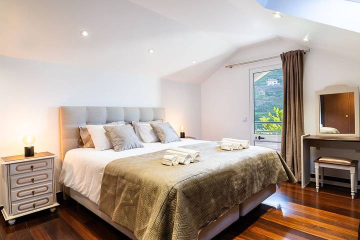 Gîte pour 2 personnes, avec balcon et jardin à Ribeira Brava - 2