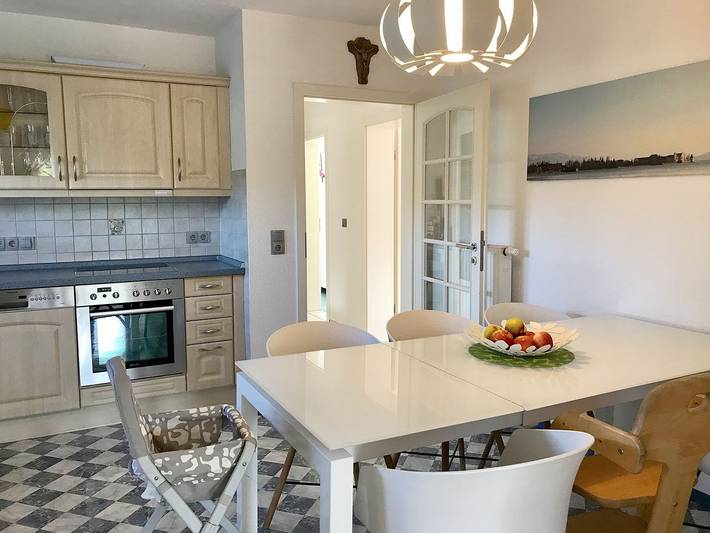 Ferienwohnung für 8 Personen, mit Garten und Ausblick in Sigmarszell - 4