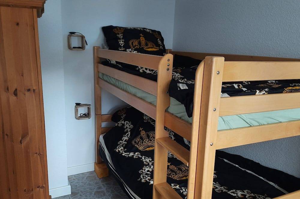 Ganze Wohnung, Wellness Ferienwohnung im Naafbach Tal Sauna Whirlpool auf dem Land in Much, Rhein-Sieg-Kreis