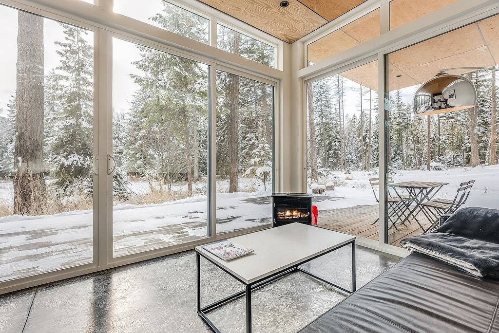 Modernes kleines Haus im Wald (Die zwei Medizin) in Lakeside (MT), Flathead Nationalwald