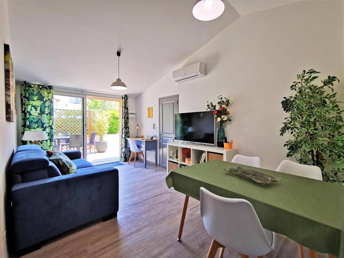 Appartement entier, Gîte de l Etangperdu in Pujaut, Région de Nîmes