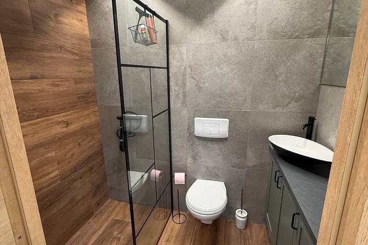 Apartamento entero, A studio apartment with parking, a garden, and breakfast in Besanzón, Doubs (desambiguación)