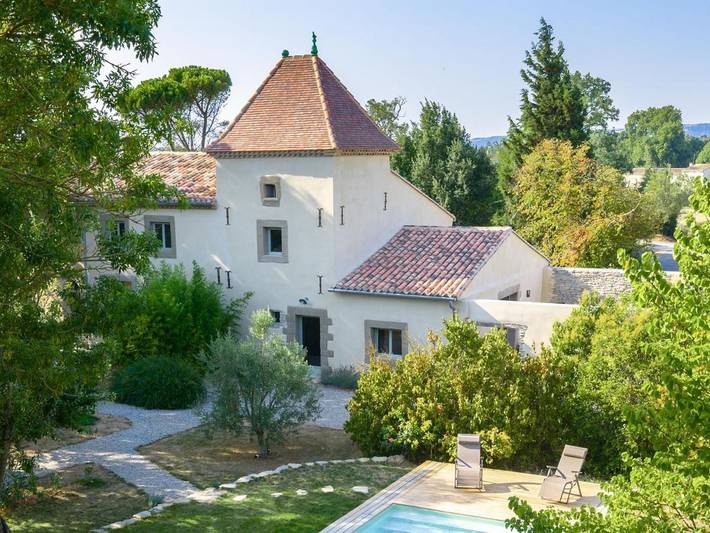 Maison d’hôte pour 3 personnes, avec jardin et terrasse ainsi que vue et piscine à Saint-Martin-Lalande