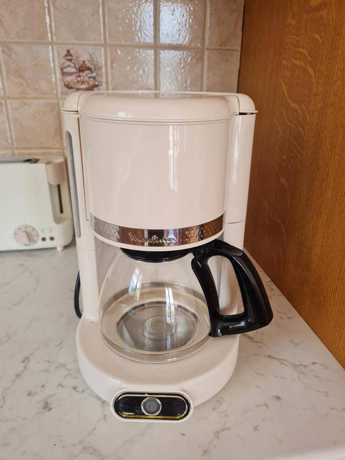 Location de vacances pour 10 personnes, avec vue et jardin, animaux acceptés à Mont-Saint-Jean - 2