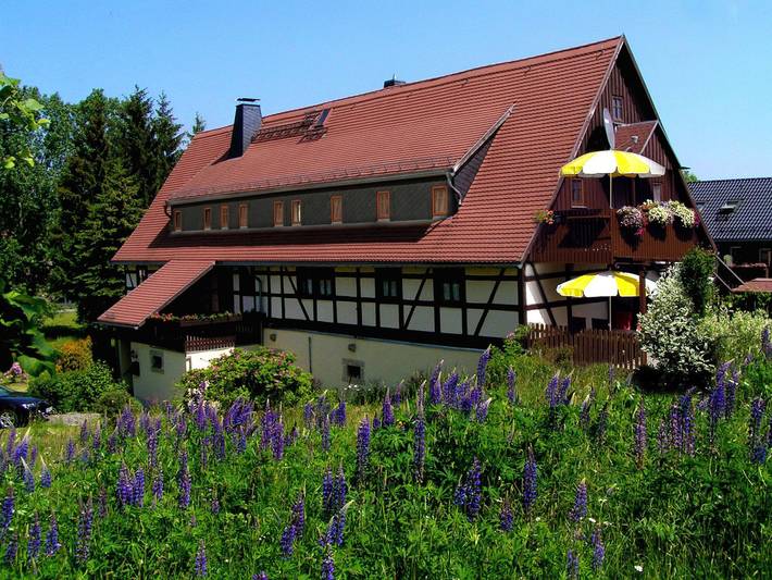 Hütte für 4 Personen, mit Balkon und Terrasse sowie Garten in Sächsische Schweiz