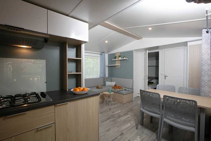 Camping pour 4 personnes, avec bassin pour enfant, animaux acceptés dans le Lot - 3