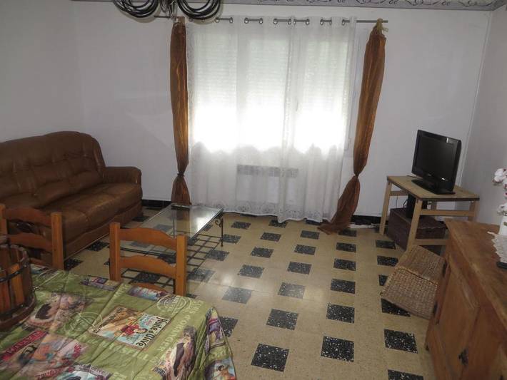 Location de vacances pour 6 personnes, avec balcon ainsi que jacuzzi et piscine à Saint-Julien-d'Asse - 4