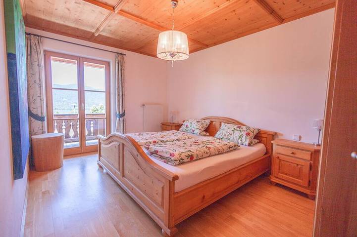 Entire apartment, Vacation apartment/apartment for 4 guests with 66m² in Gmund am Tegernsee in Gmund, Bavarian Alps