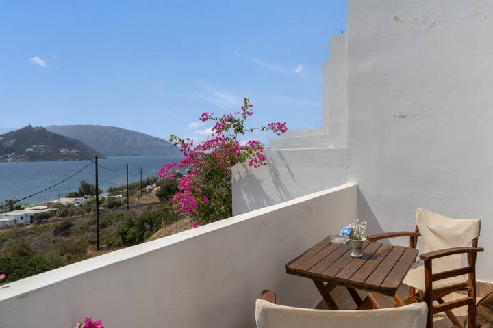 Vakantiehuis voor 2 personen, with balkon and tuin as well as kinderzwembad, met huisdier in Kalymnos