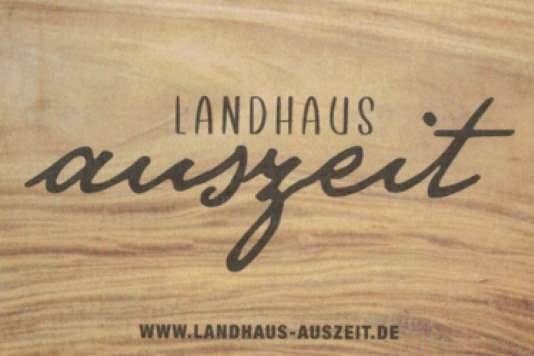 Chalet für 4 Personen, mit Balkon/Terrasse und Whirlpool sowie Terrasse und Garten im Fichtelgebirge
