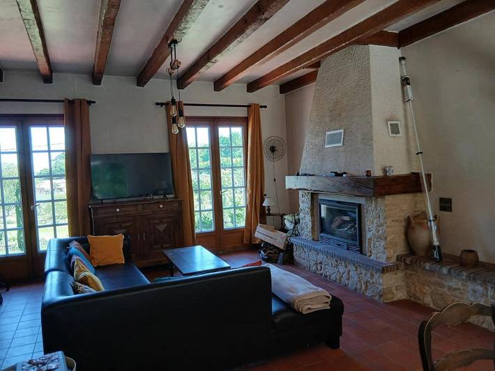 Location de vacances pour 8 personnes, avec vue et jardin à Berrie - 2
