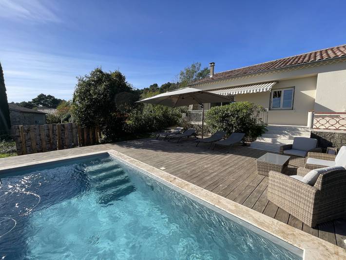 Gîte pour 4 personnes, avec piscine à Chassiers