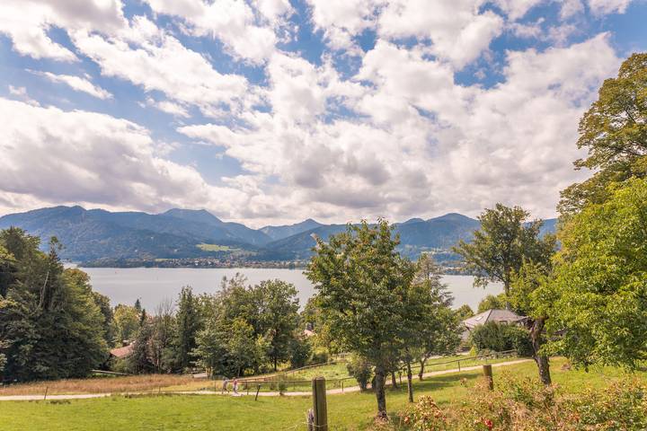 Ferienwohnung für 4 Personen, mit Terrasse und Ausblick sowie Seeblick in Gmund - 3