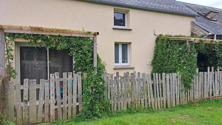Chambre d’hôte pour 2 personnes, avec Balcon et Terrasse ainsi que Jardin et Vue