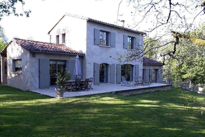 Maison de vacances pour 8 personnes, avec Terrasse et Jardin à Villefranche-de-Rouergue