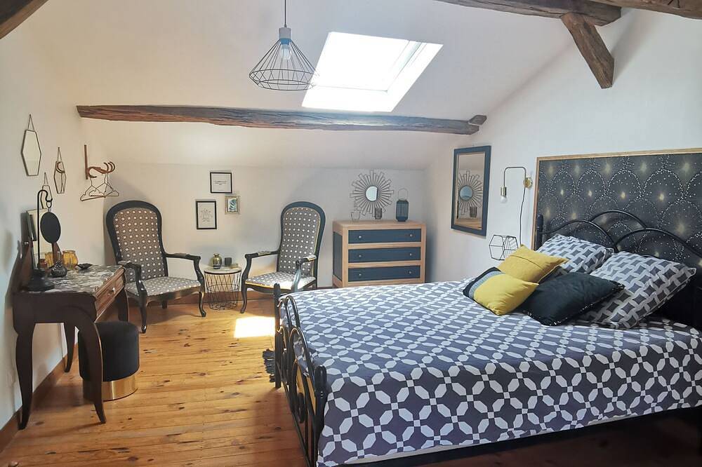 Les Gites de la Roche Élie - Chez Léonie & Théophile in Rom, Région de Niort