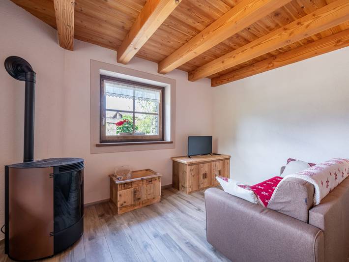 Entire apartment, Les Combes in Les Combes (Introd), Introd