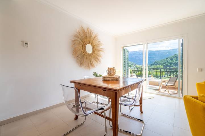 Appartement entier, Appartement 'Soller Beach' avec balcon et Wi-Fi in Port de Sóller, Sóller
