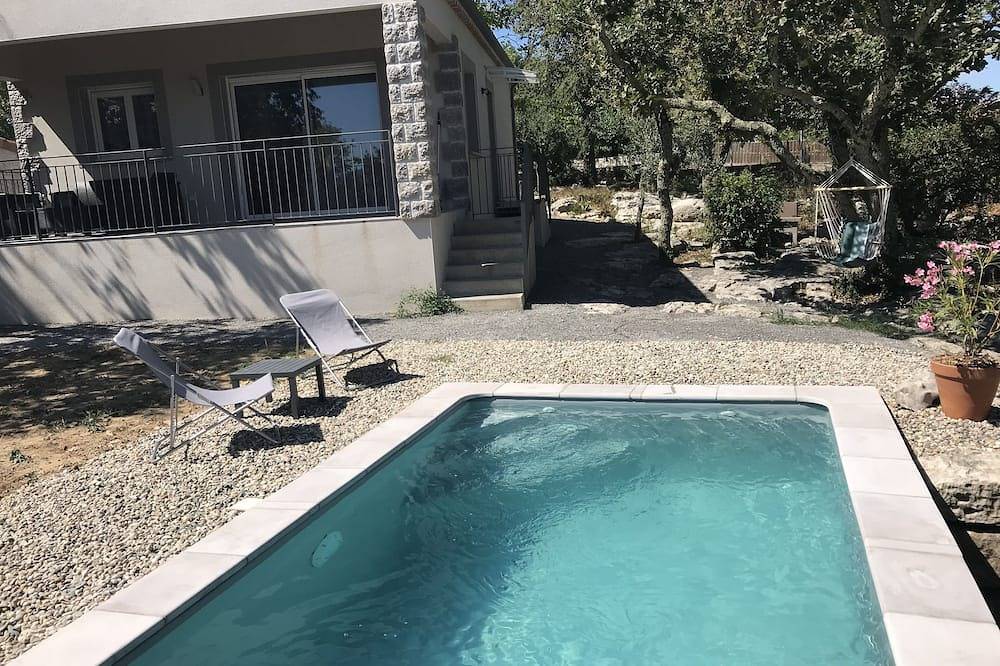 Komfortables Ferienhaus mit wunderschöner Terrasse auf einem authentischen, eingezäunten Grundstück in Labeaume, Ardèche