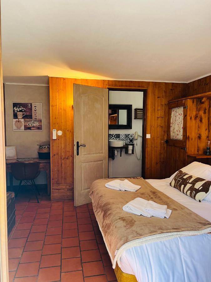 Location de vacances pour 2 personnes, avec piscine ainsi que jardin et vue à Sisco - 2