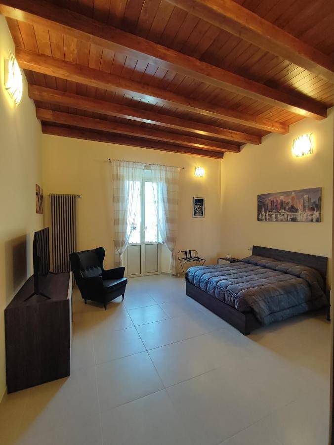 Gîte pour 5 personnes, avec balcon et vue à Isola del Liri - 4