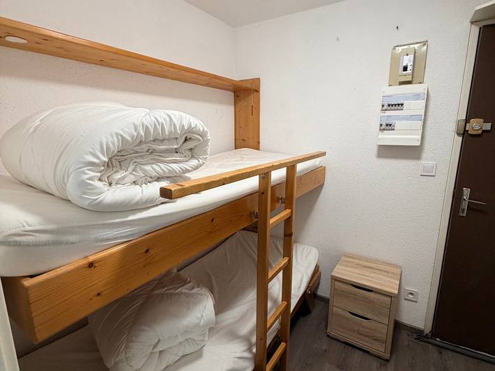Ganze Wohnung, Charmantes Studio-Kabine 4 Pers, Balkon an der Piste in Prapoutel, Les Adrets