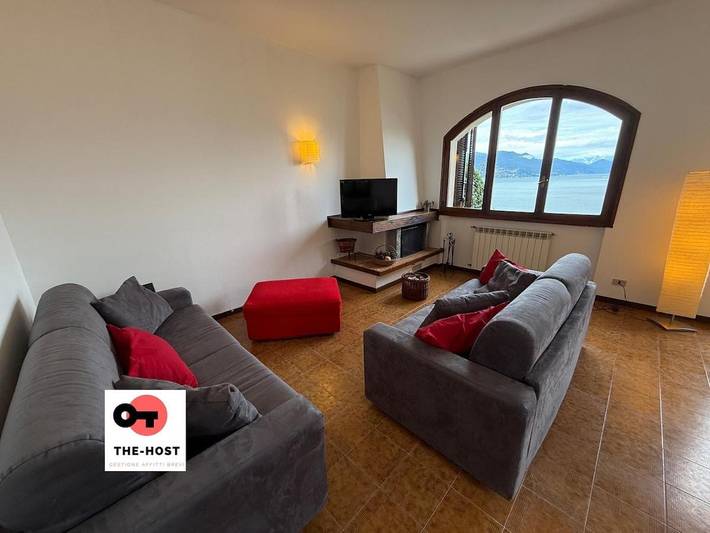 Villa pour 6 personnes, avec terrasse et vue à Comune di Stresa
