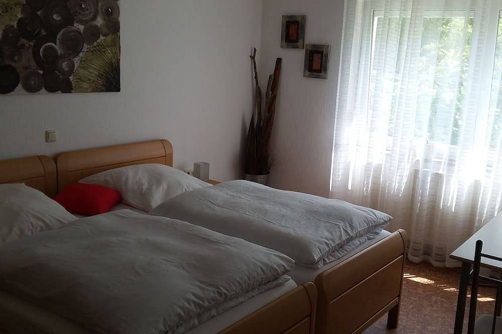 Ganze Wohnung, Ferienwohnung 80 m² im schönen Maintal, großer Garten mit Sitzgelegenheiten in Karlstadt, Maindreieck