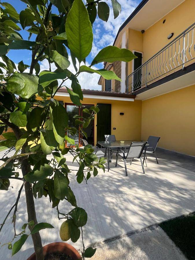 B&b per 4 persone, con piscina e giardino, con animali domestici in Torri del Benaco