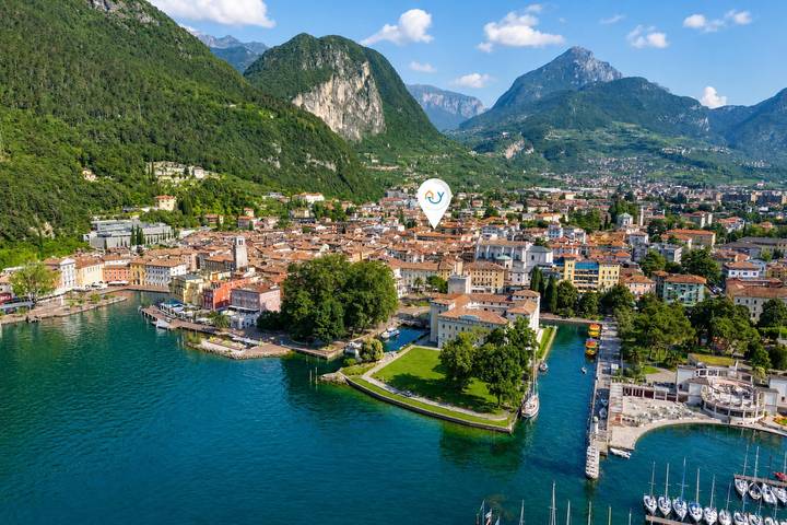 Appartamento vacanze per 8 persone, con balcone, adatto a famiglie con bambini - 1