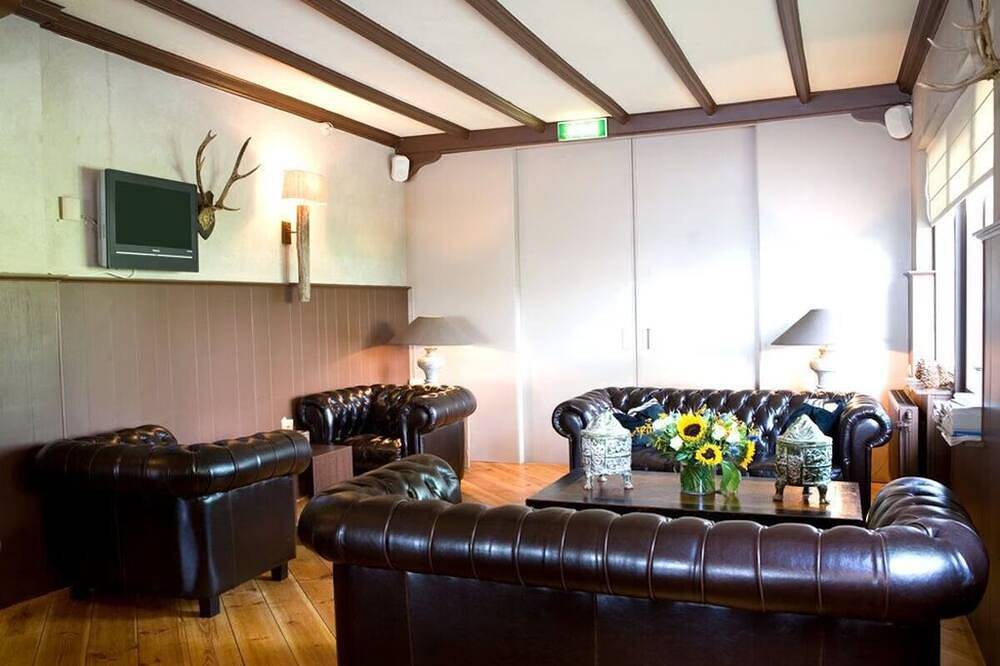 Adventure & Rest in Classic Room Close to Museum aan het Vrijthof in Valkenburg, Limburg (Niederlande)