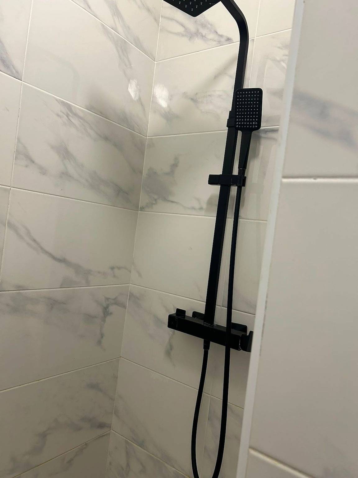 Apartamento entero, Charmant 2 pi  ces    Issy- les -Moulineaux in Issy-les-Moulineaux, Altos del Sena