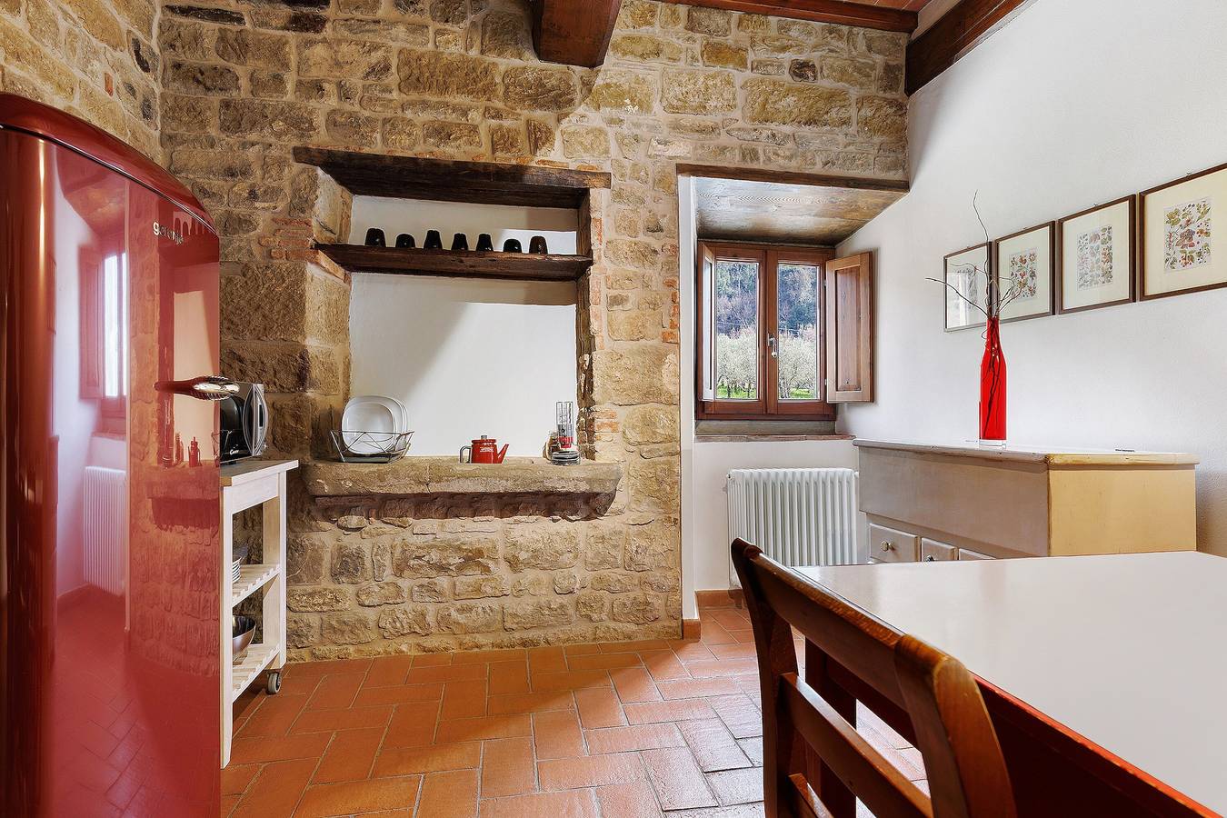 Ganze Wohnung, La Torre – Panorama-Apartment auf dem Bauernhof mit Pool in Pelago, Valdarno