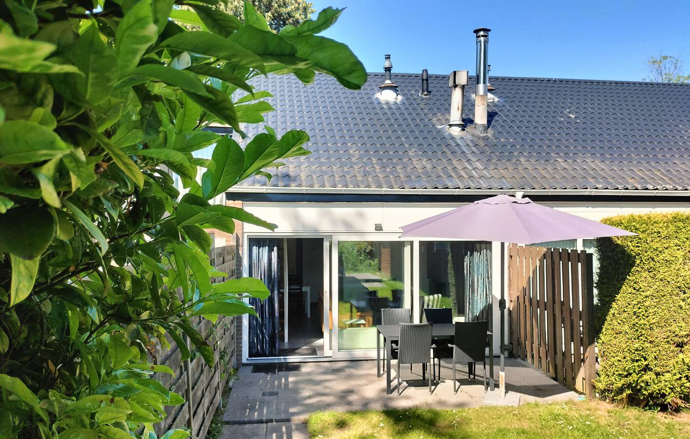 Ferienhaus für 4 Personen mit Terrasse in Aquadelta, Bruinisse