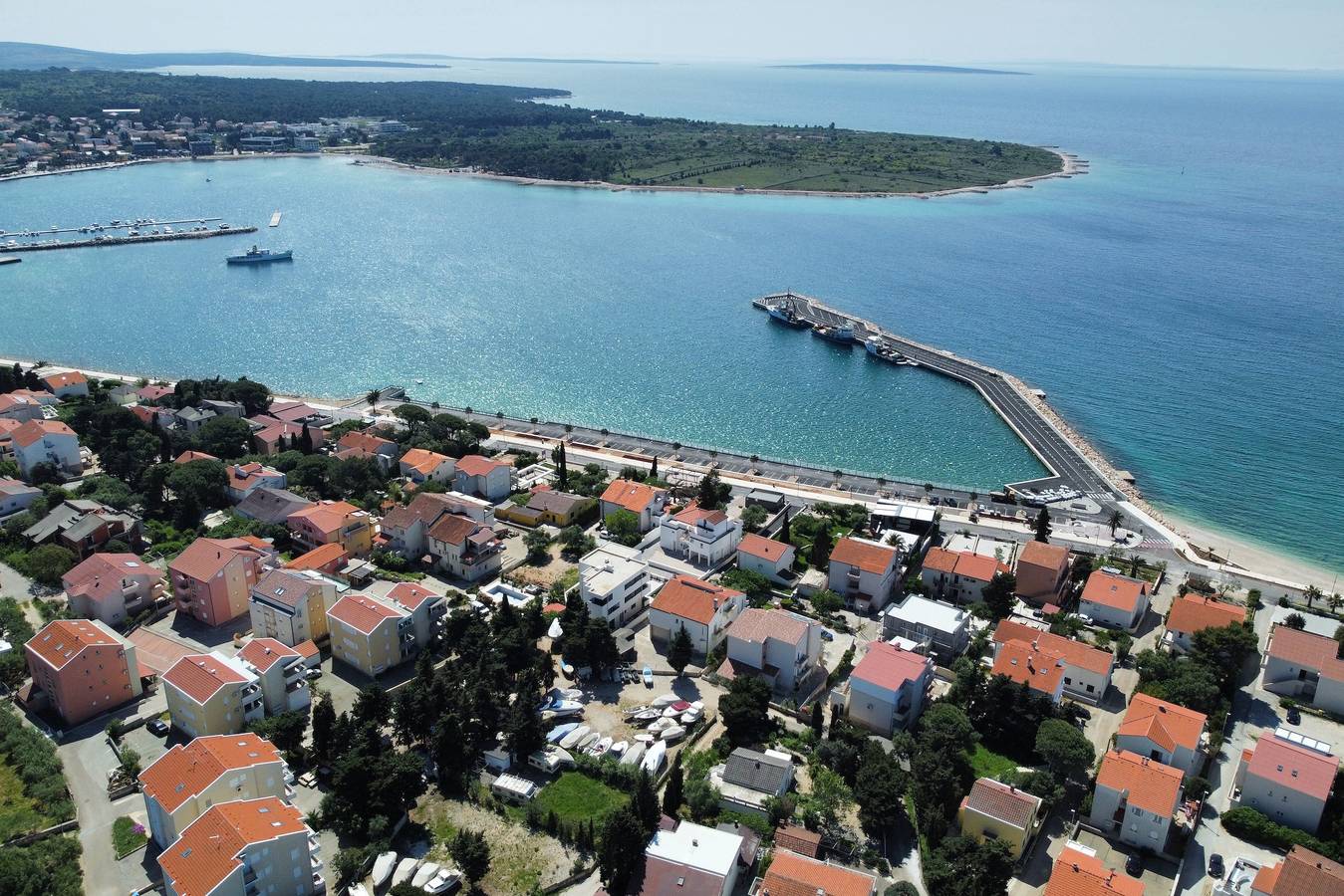 Geheel appartement, Eenkamerappartement met een balkon en uitzicht op de zee Novalja (Pag) A-6317-d in Novalja, Pag